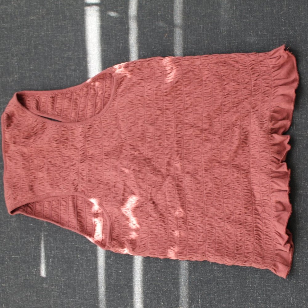 Tight Ruched Top - Picture 2 of 2